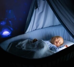 Kaip sukurti idealią kūdikio miego aplinką