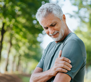 Kairės rankos skausmas